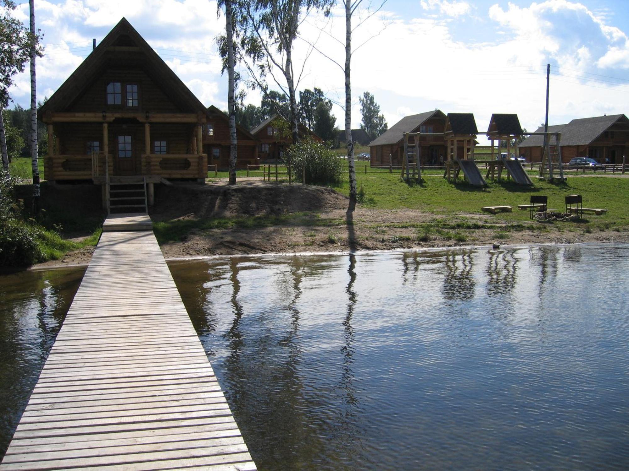 Guest House Zirga Smaids Kusneri Bagian luar foto
