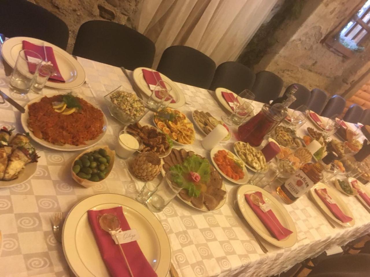Guest House Zirga Smaids Kusneri Bagian luar foto